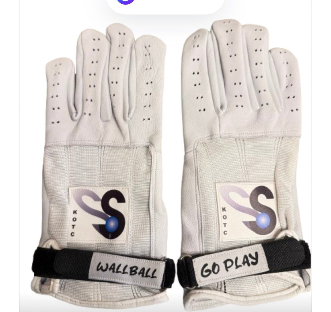 One Wall Handball White 921 Gloves - King of the Court – New York