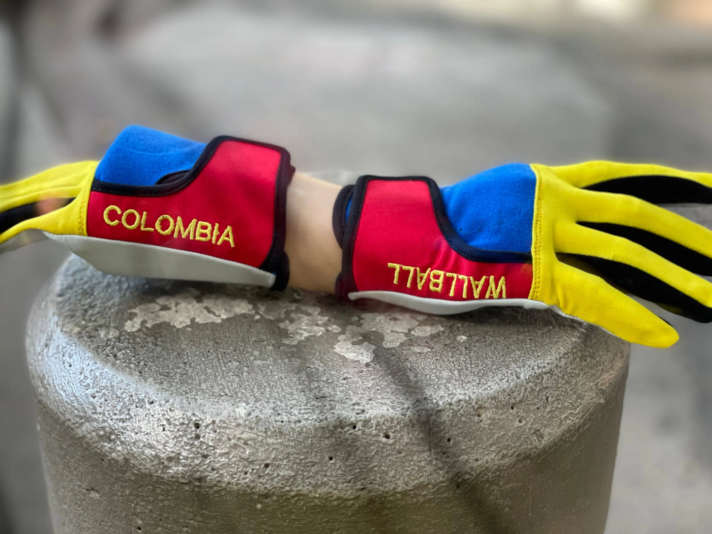 KOTC PRO Colombia Wallball Gloves Unpadded - New York Handball Store Corp